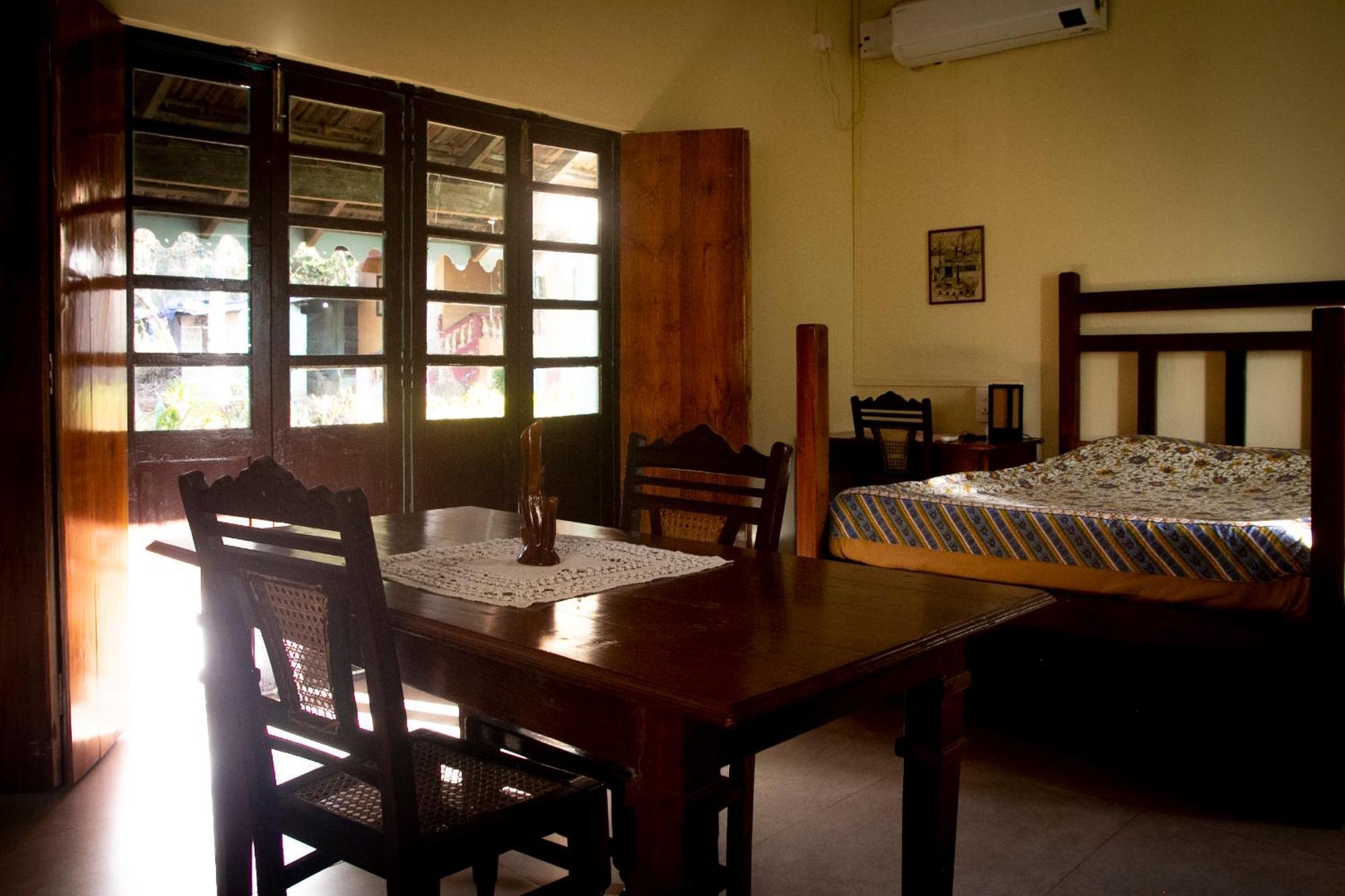 The Bungalow Bogmalo An 1880 Indo Portuguese Heritage Beach Villa South Goa 외부 사진