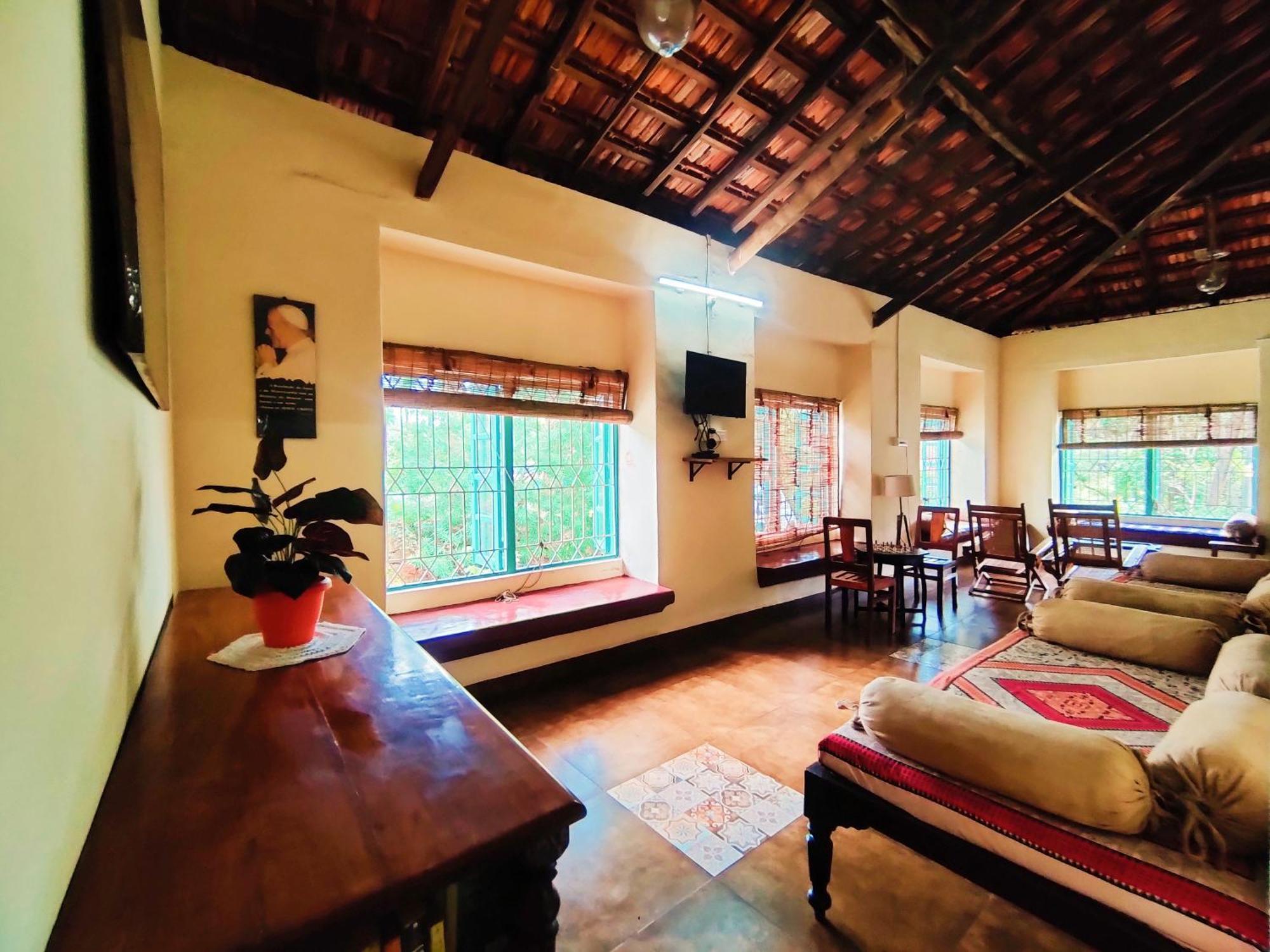 The Bungalow Bogmalo An 1880 Indo Portuguese Heritage Beach Villa South Goa 외부 사진