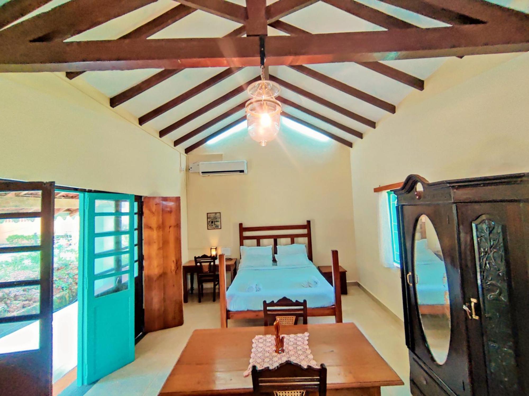 The Bungalow Bogmalo An 1880 Indo Portuguese Heritage Beach Villa South Goa 외부 사진